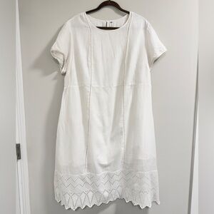 Old Navy White Short Sleeve Dress